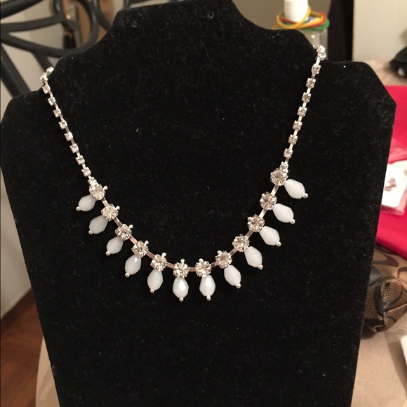 Woman's Choker - Picture 3 of 5